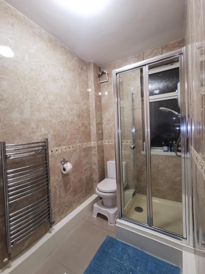 Neat Double Room London Exterior photo
